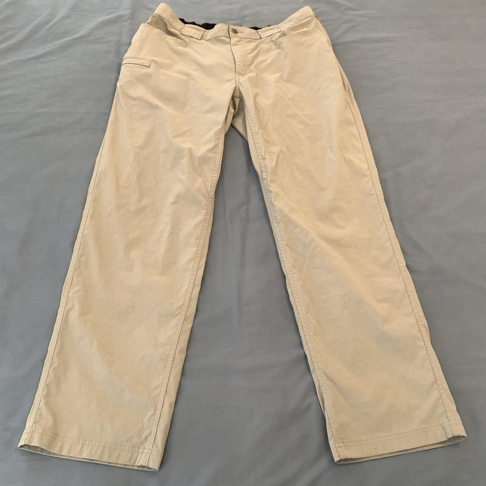 Duluth Trading Co Cargo Pants Mens 36x32 Beige Nylon Stretch Relaxed Workwear